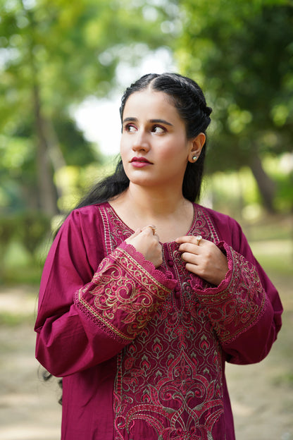 Maganda pink Embroidered 3 pc