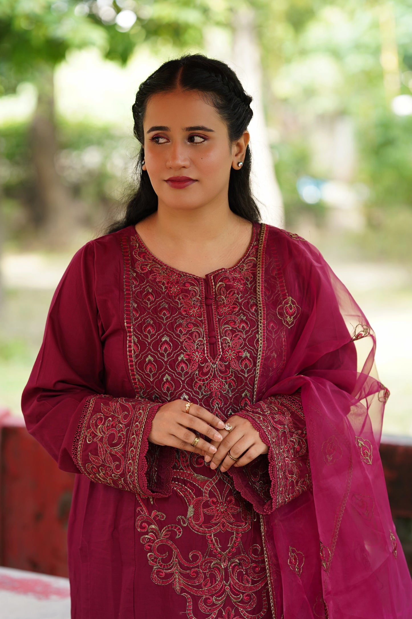 Maganda pink Embroidered 3 pc